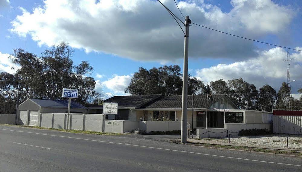 Donald Riverside Motel Exterior foto